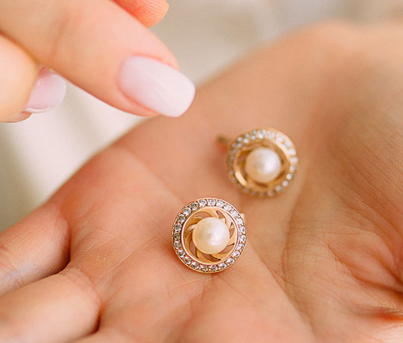 Top Tips For Selling Handmade Jewellery Online With Carole Allen Top Tips For Selling Handmade Jewellery Online With Carole Allen